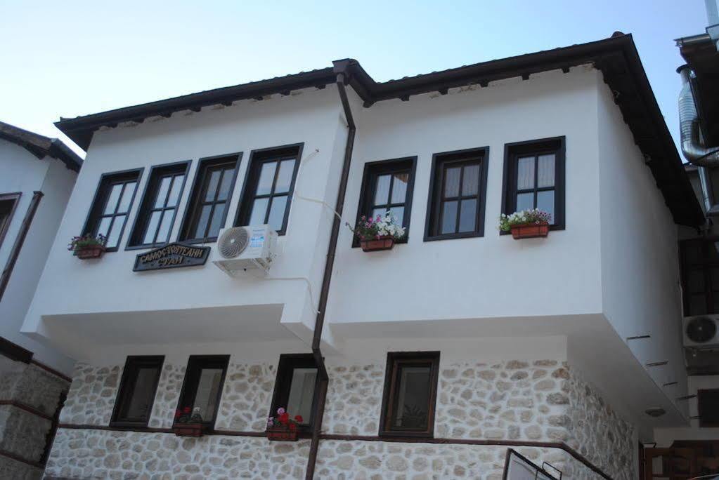 Toni'S Guest House Мельник Экстерьер фото