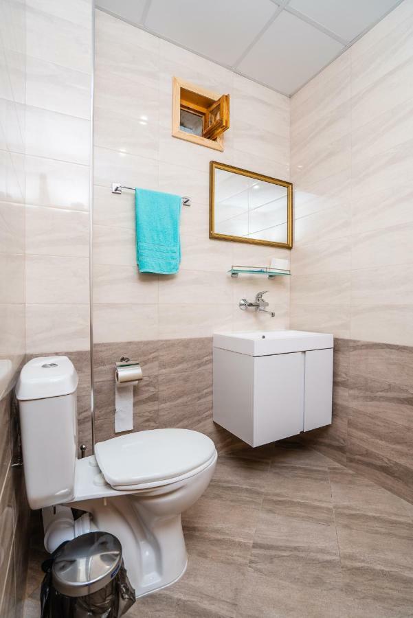 Toni'S Guest House Мельник Экстерьер фото